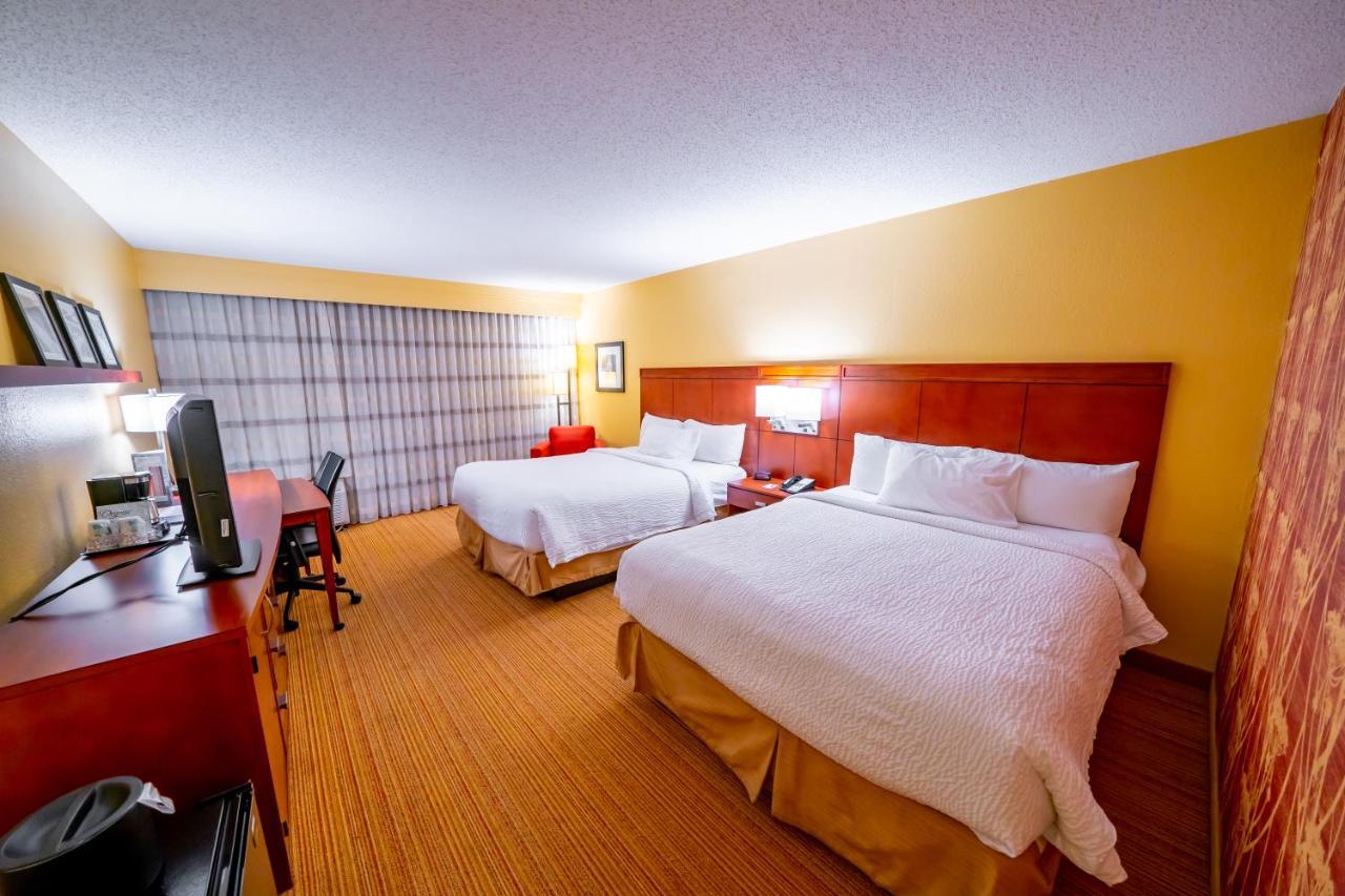 Iowa Quad Cities Hotel