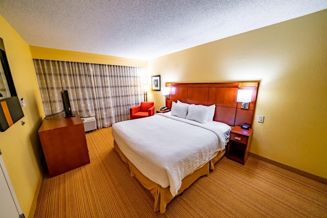 Hotel Iowa Quad Cities