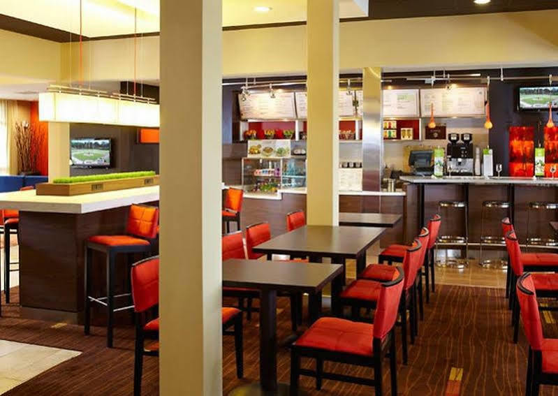 Iowa Quad Cities Hotel 3*