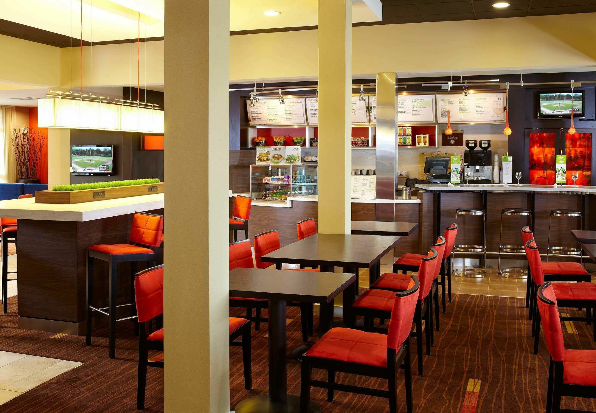 Iowa Quad Cities Hotel